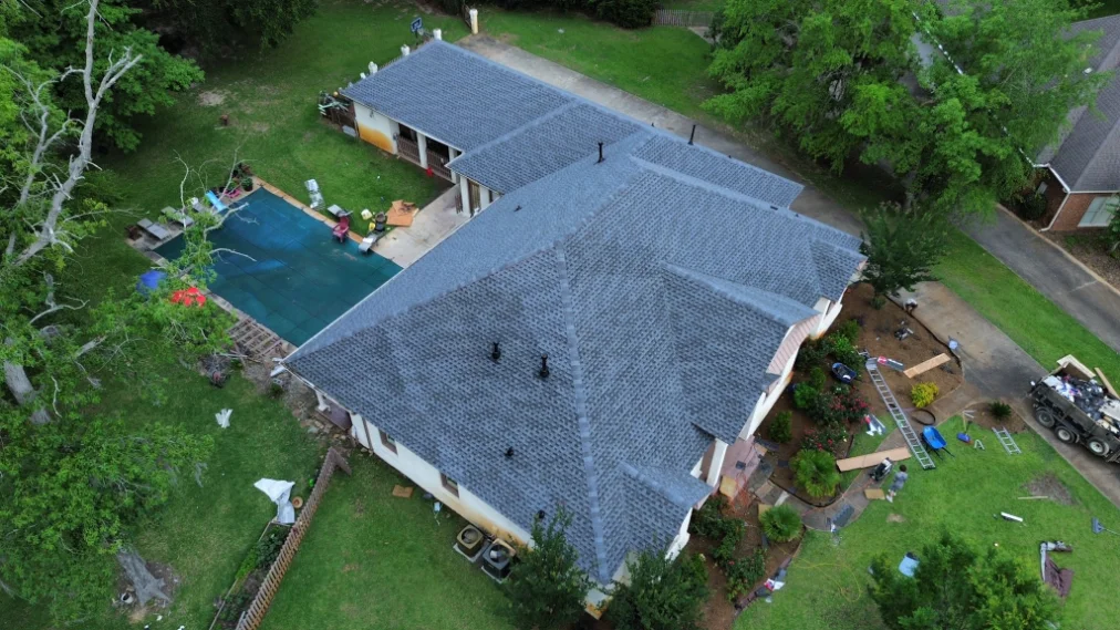 Roof repair project in Alabama
