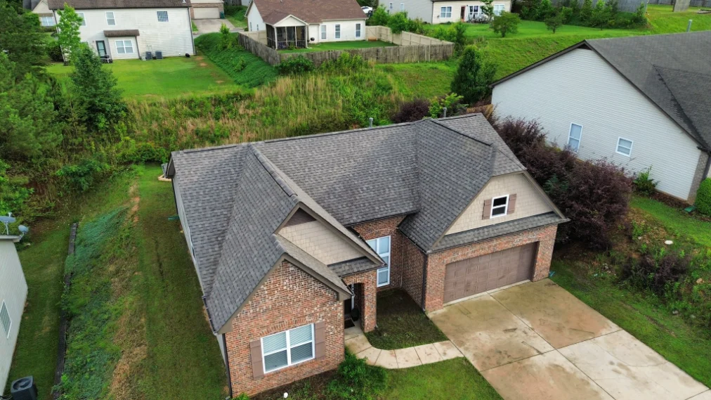Full roof replacement project in Alabama